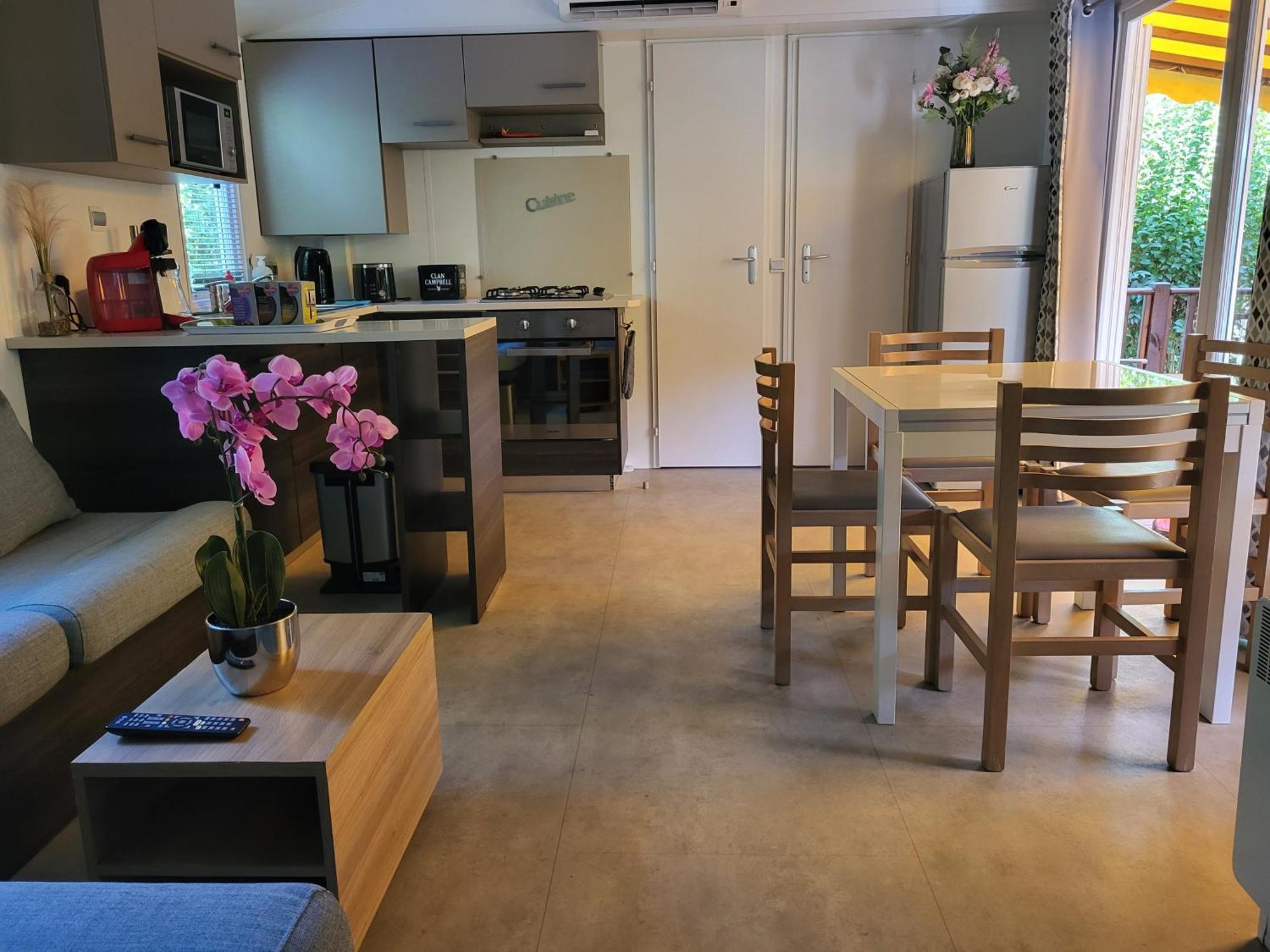 Hotel Fabuleux Mobil-Homme 4/6 Personnes à Fréjus Extérieur photo