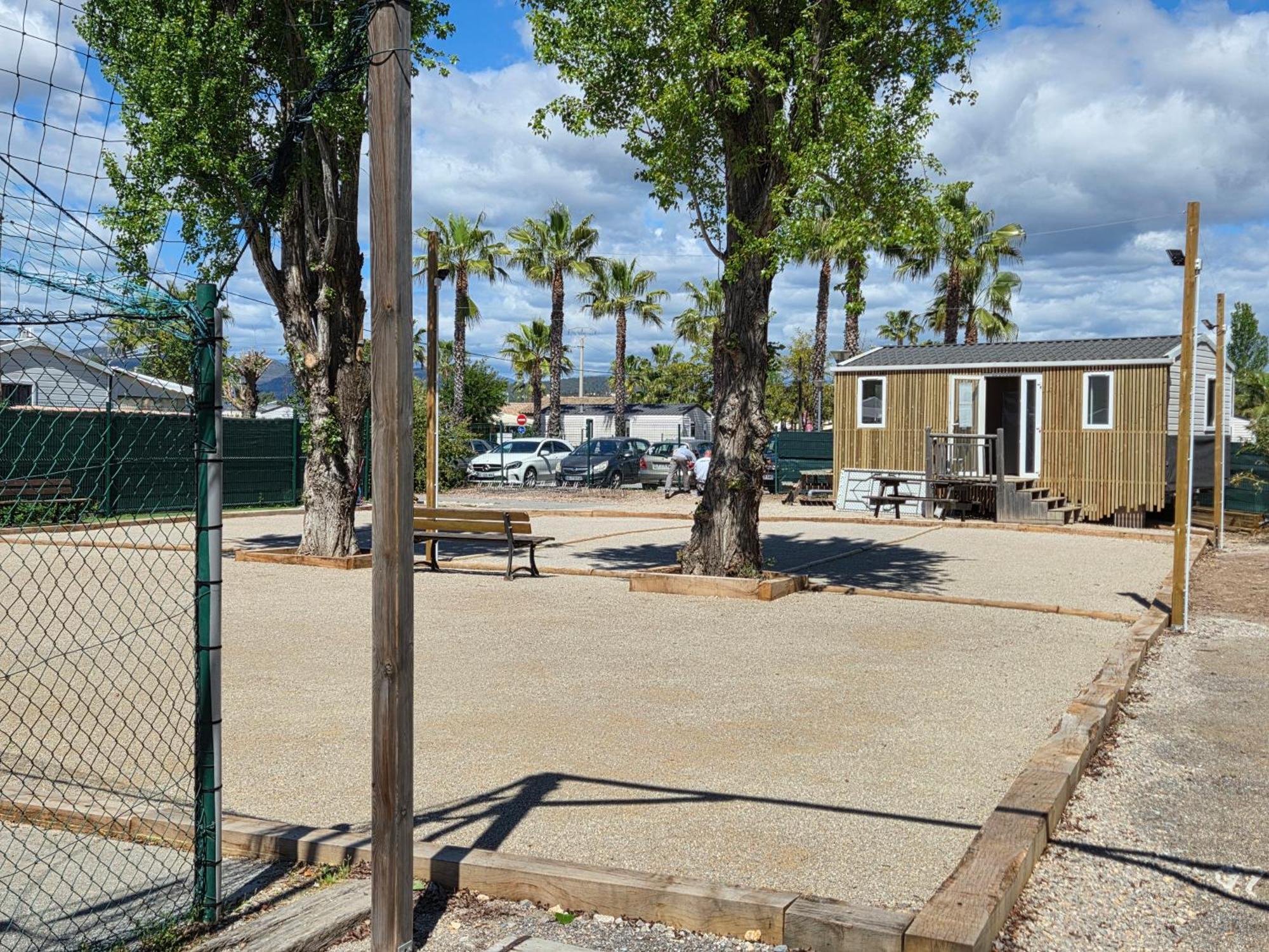 Hotel Fabuleux Mobil-Homme 4/6 Personnes à Fréjus Extérieur photo